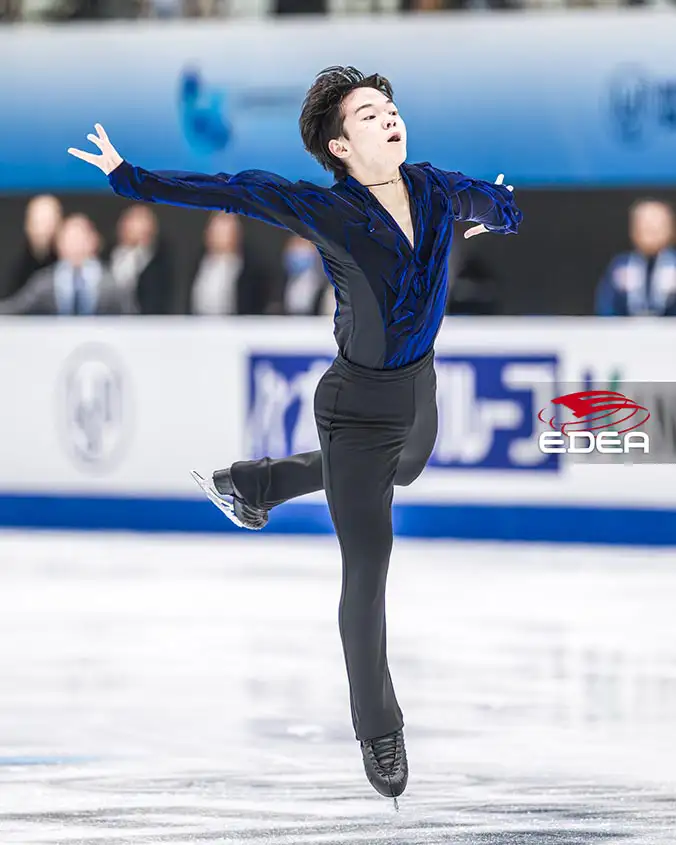 Ice Gallery Skates U.S.